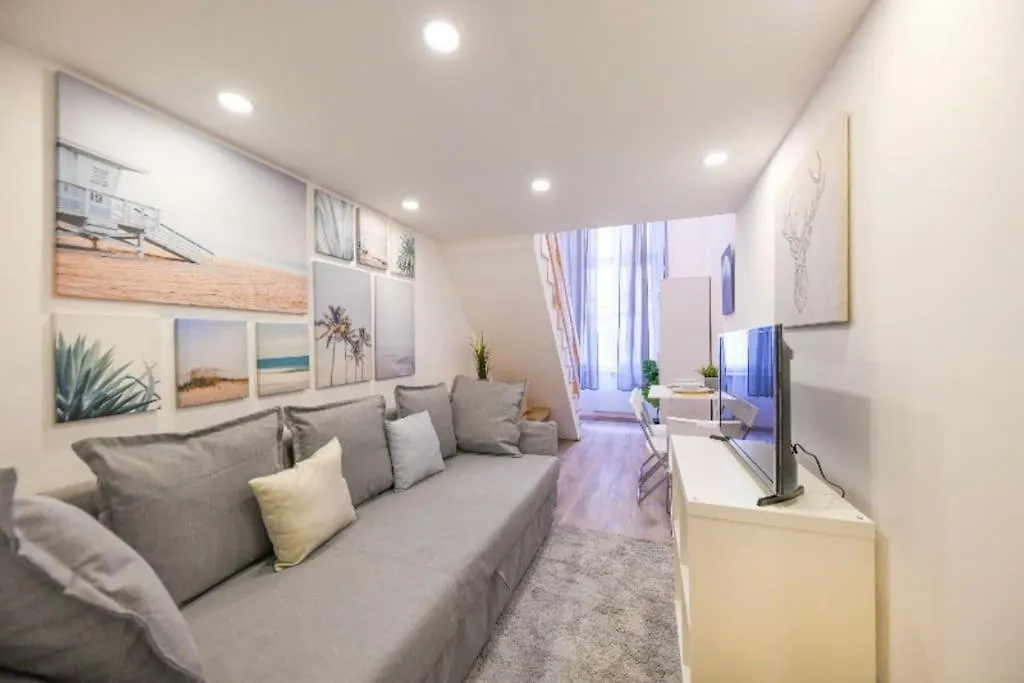 Apartment 1 Bedroom Flat In Nyar Str., Downtown Budapest Hungary